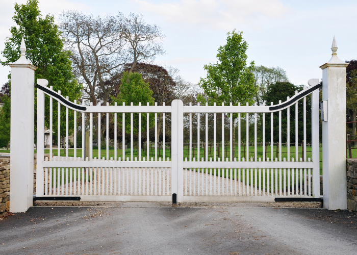 Commercial Gates