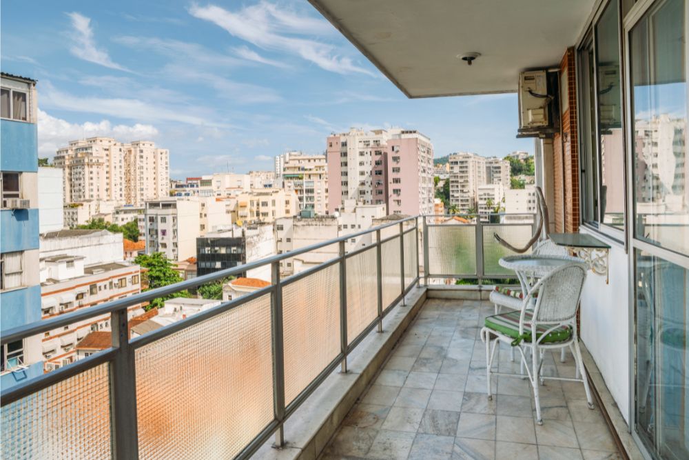 apartment-balcony