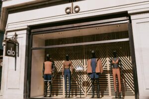 Alo Yoga