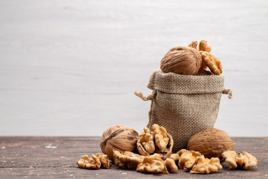 In-shell and shelled walnuts fresh from Indian suppliers