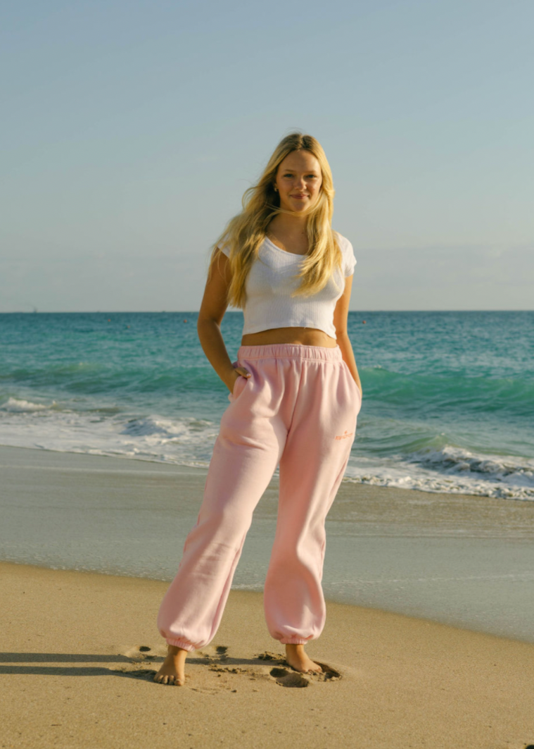PinkPalmPuf Hoodie Styling Guide: 7 Outfit Ideas You’ll Love