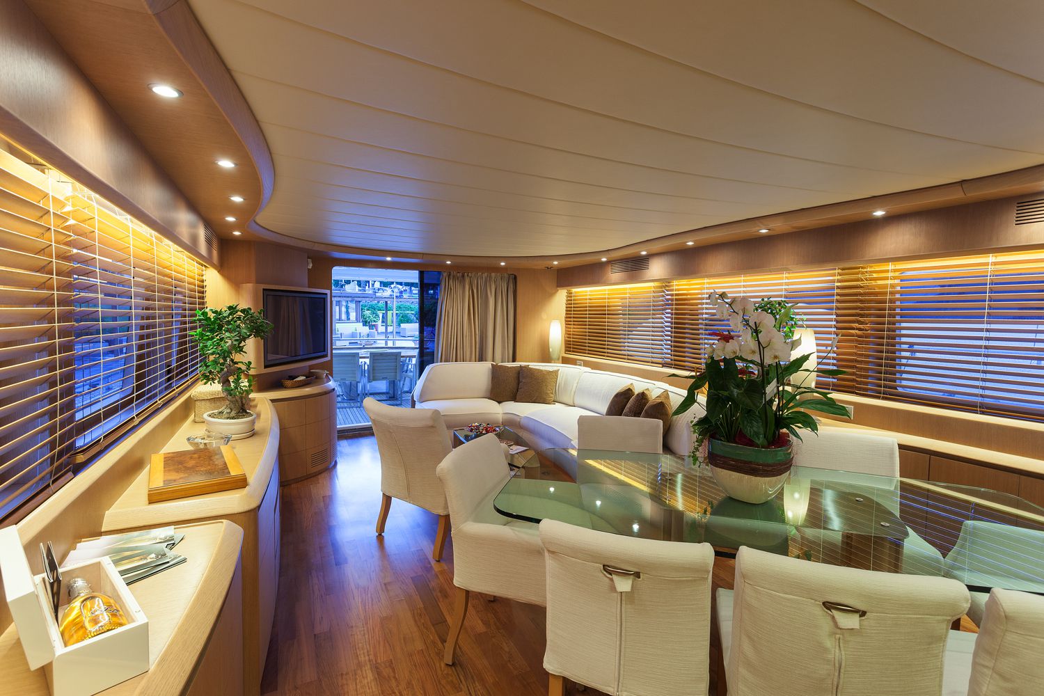 Yacht Blinds in Dubai Harbour