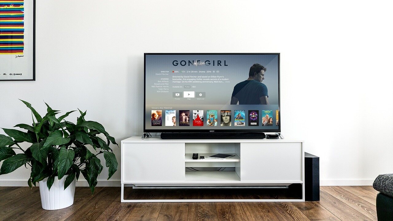 Seamless TV Installation and Home Network Setup for a Connected Home