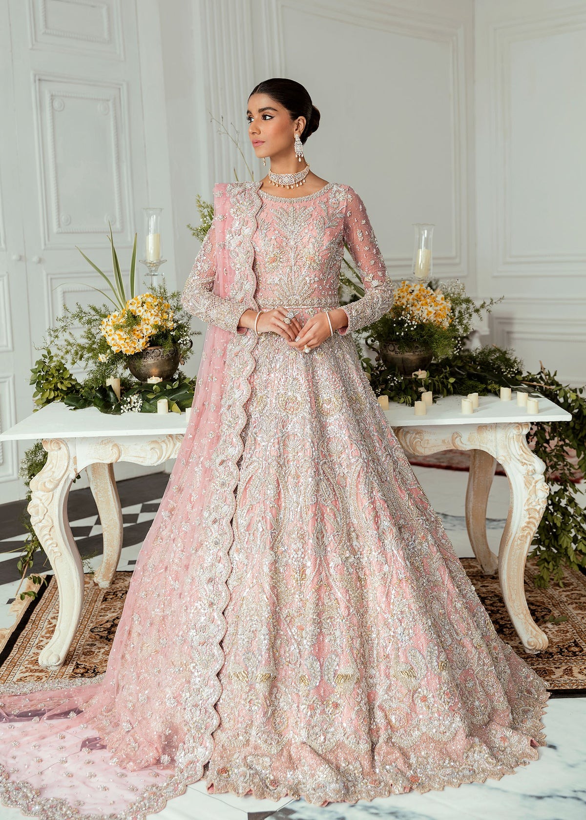 Akbar Aslam Lawn 2025: Luxury Lawn Picks for Eid