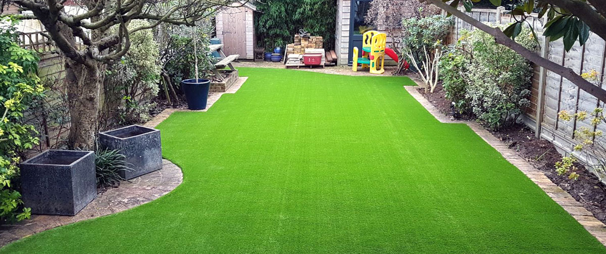 artificial grass for dubai home