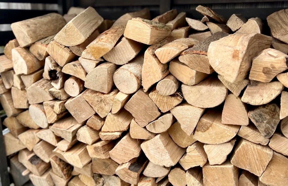 Bulk Firewood Logs Delivered in Wisconsin for Cozy Fires